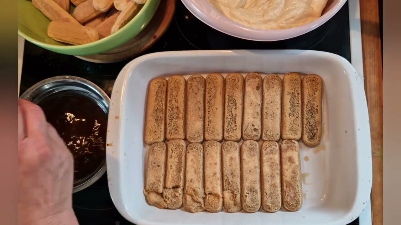 Тирамису- бързо, лесно, хипер вкусно :)