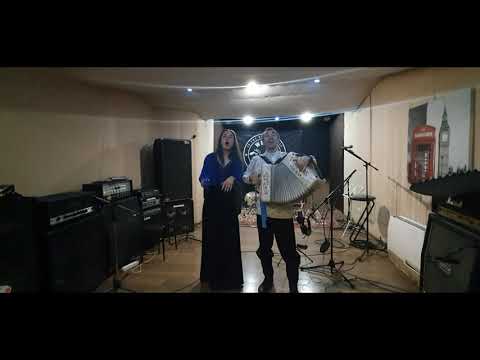 Песня собственного сочинения☝️'ЗА КРУГЛЫМ ПРАЗДНИЧНЫМ СТОЛОМ'