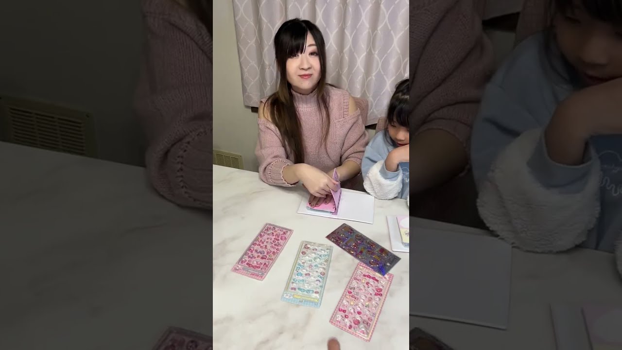 Trào Lưu Sưu Tầm Miếng Dán Sticker Ở Nhật Bản