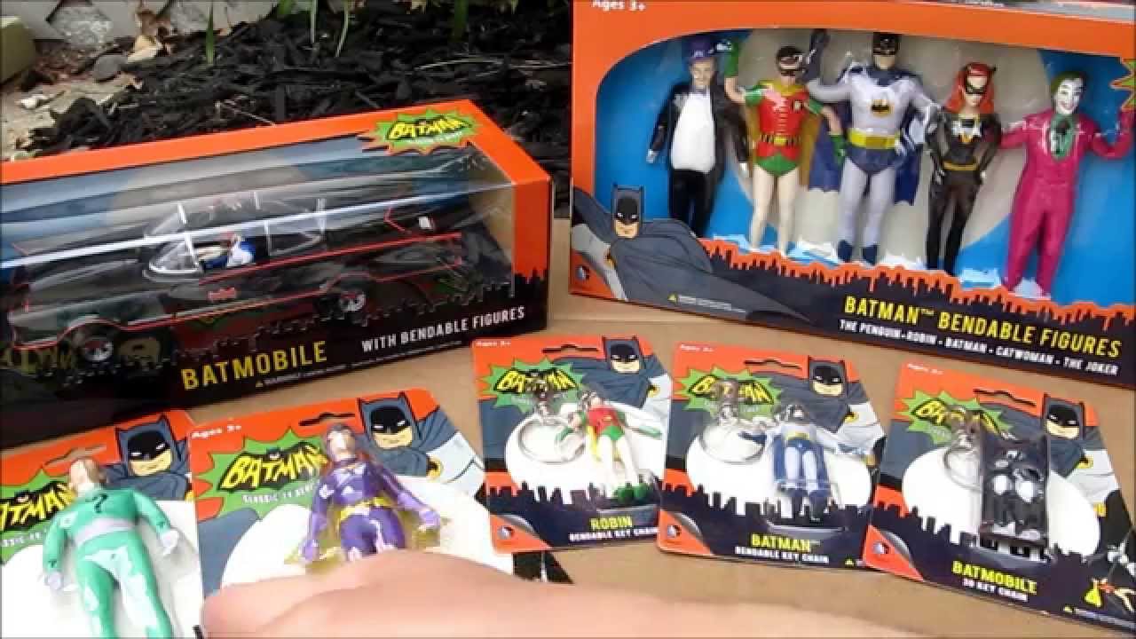 NJ Croce Batman Classic TV Series Bendable Figures and 1/24 Batmobile Bird  Noises
