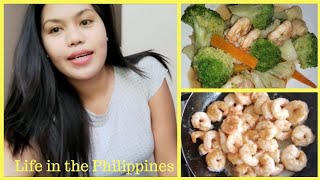 Our Week Vlog, Going To Town, & Cooking - Helmz Jordan