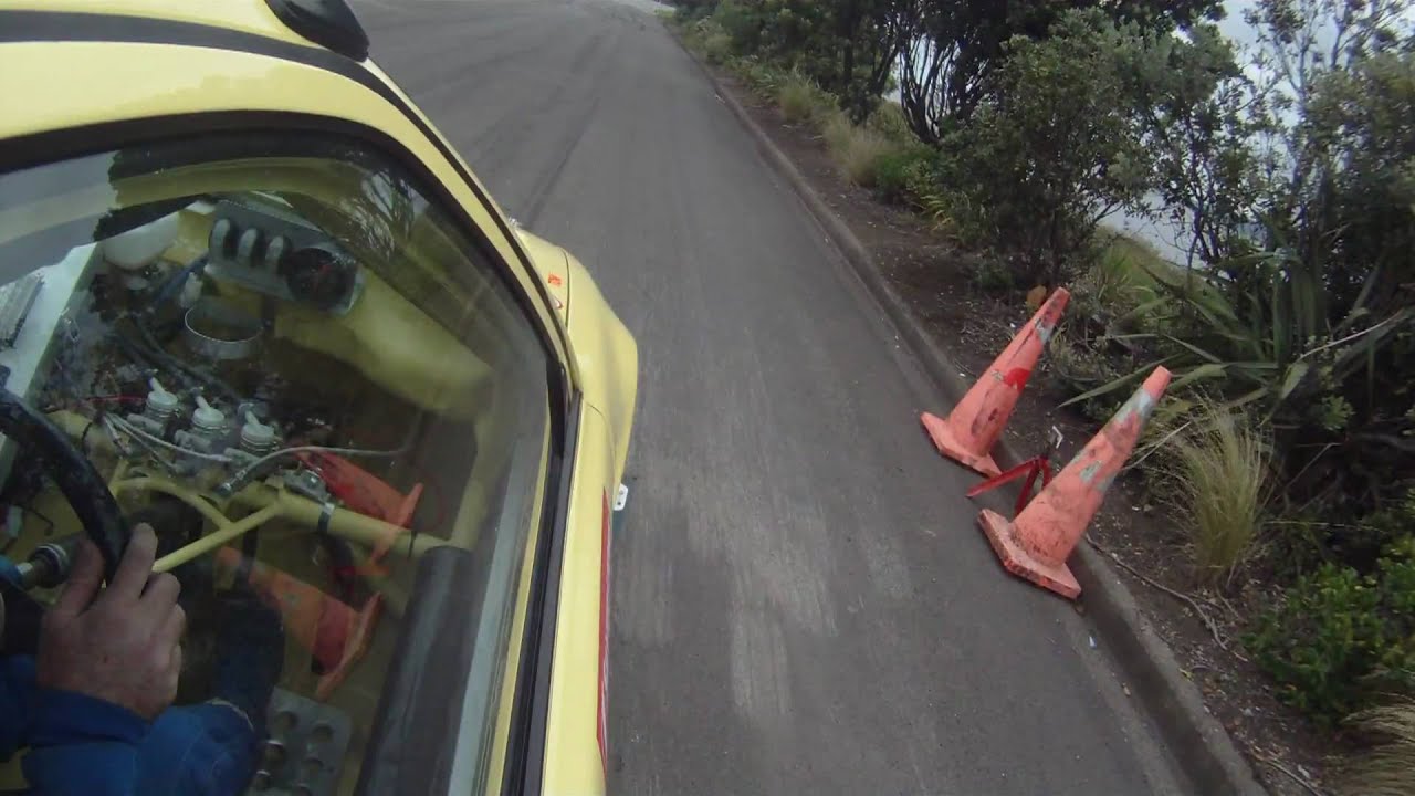 ron scanlan in murrays car.MP4 - YouTube