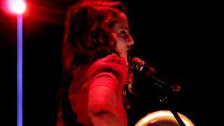 Anna Calvi Surrender