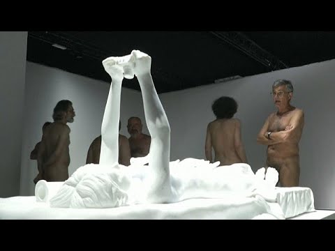 Lyon exhibition on 'Hyperrealism' opens to naturists for an evening