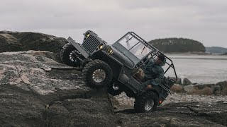 RocHobby 1/6 Jeep Willys 1941 MB Scaler Rock Climbing