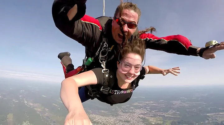 Anna aebli's Tandem skydive in Northeast PA!