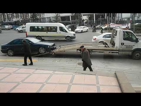 Video: Çekiciler arabalara nasıl biner?