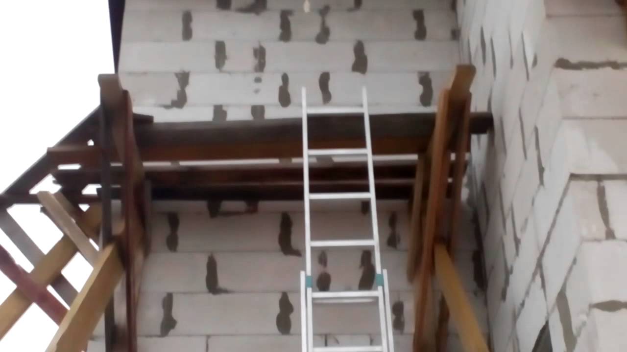 Я строю: Отчёт за пятницу 11.09.15г . Установка крюков водостока и ...