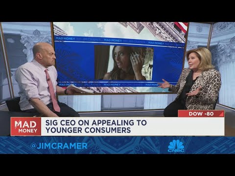 Signet jewelers ceo gina drosos: 80% of unmarried gen z and millennials want to get engaged