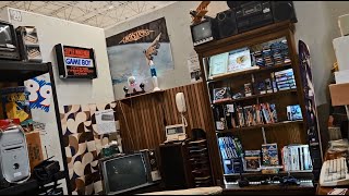 America's Antique Mall, Algonquin - January 2024