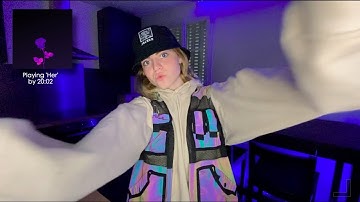 20:02 - Her (Visualizer)