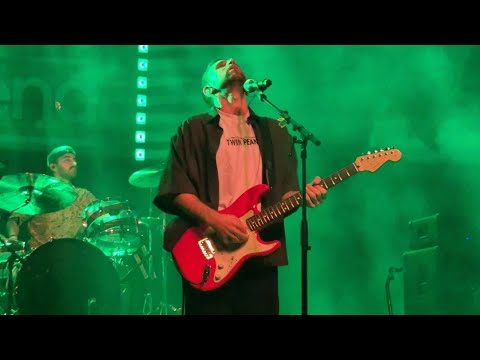 Adamlar - Ah Be Güzelim live @ JJ ARENA