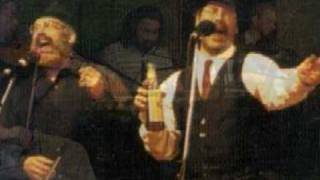 Di Naye Kapelye - Drey Dreydele