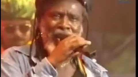 Burning Spear - Christopher Columbus / Man In The Hill (Live)