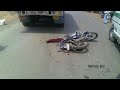 Live accident  bike wale ki laparwahi 