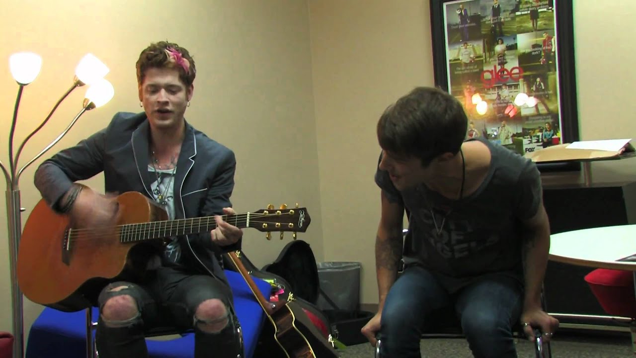 Hot Chelle Rae LIVE (Acoustic #2)