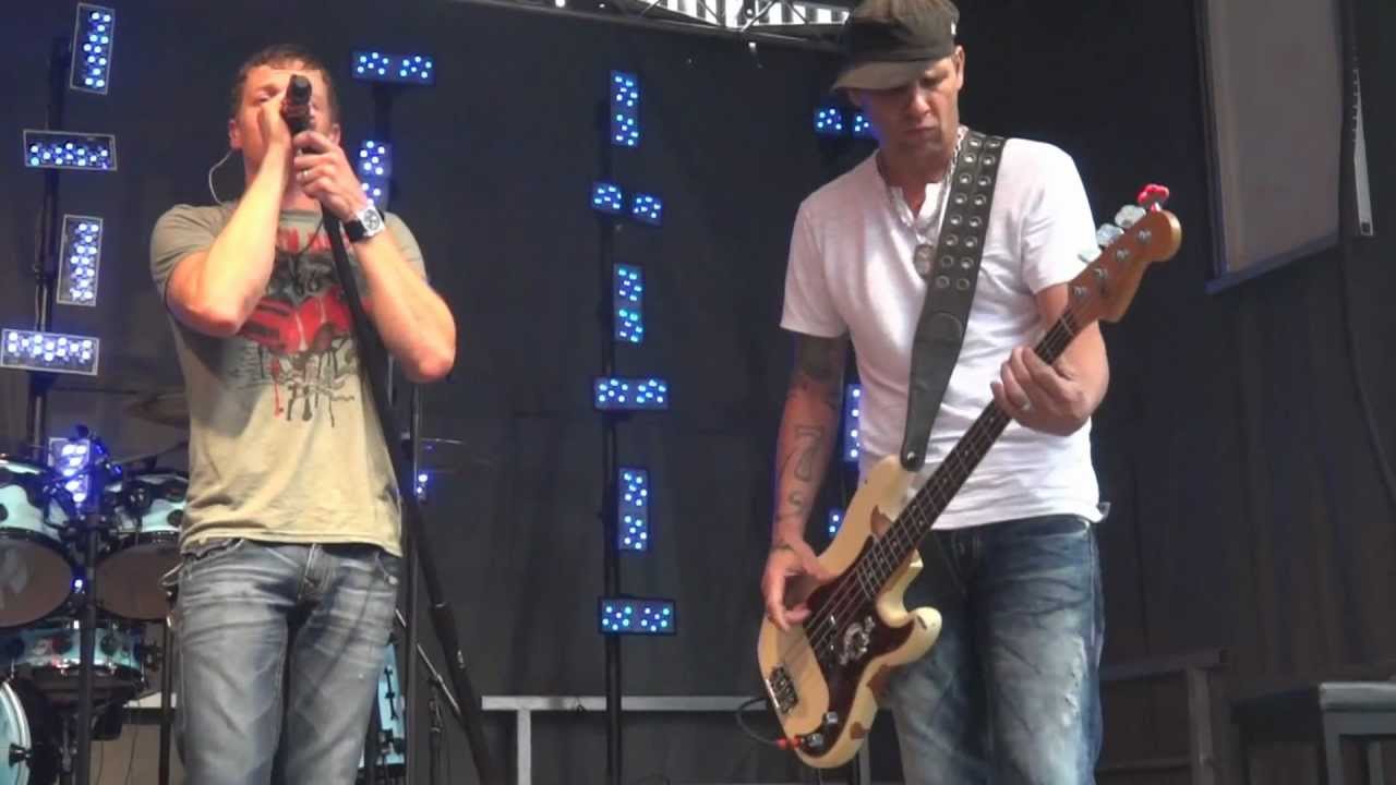 3 Doors Down 