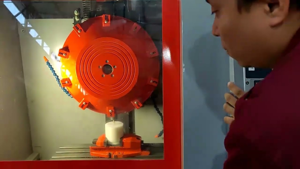 Setting de la EMCO concept MILL 155