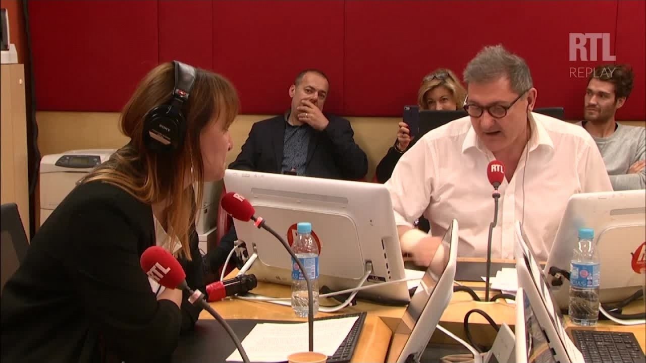 Les larmes d'Adeline François face à Yves Calvi