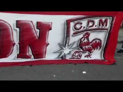 26 BARRAS DEL CLUB MORON FUERON APREHENDIDOS