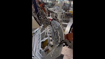 Precision Robotics in Automotive Manufacturing #robot #viralvideo #funny #automation