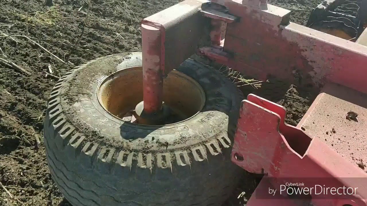 Едем дисковать Väderstadt Carrier 650+ ХТЗ 17221.