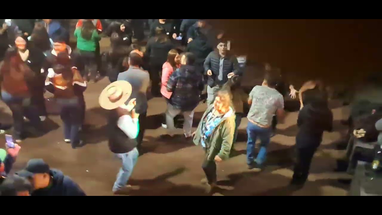 SANTY Y SU BANDA LLANERA  show finalizando 