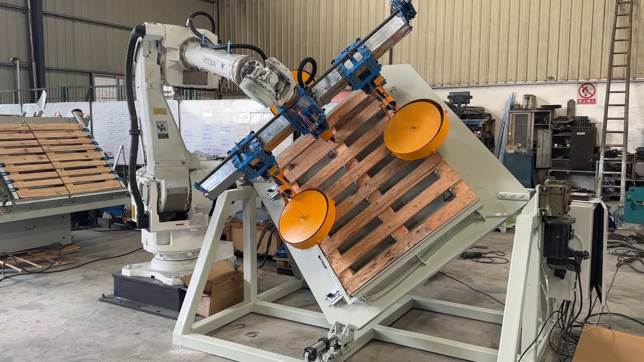 Wooden Pallet Nailing Machine With Robotic Arm Nailer With Flipping the Tray Fixture Function