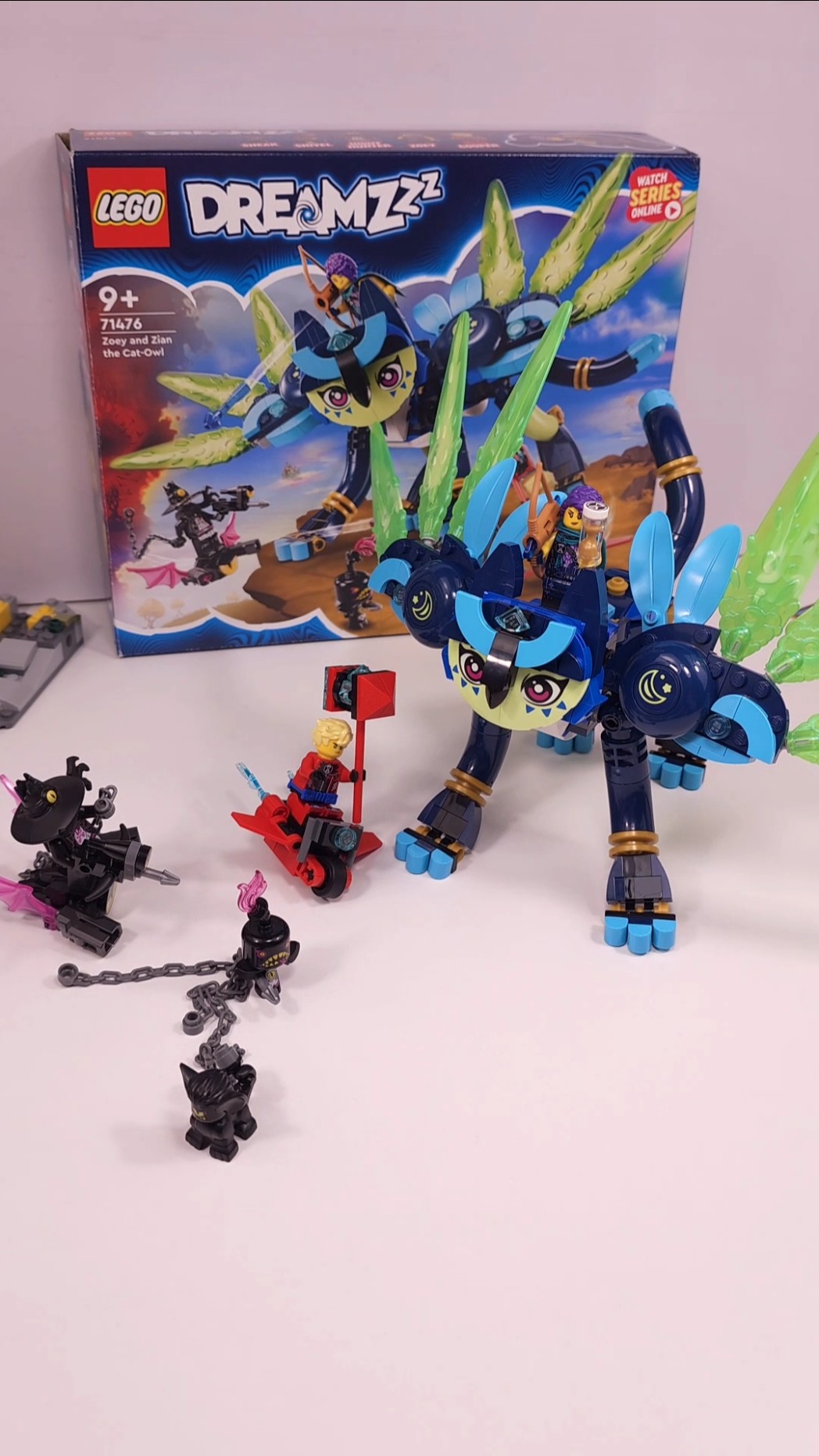 bun bun② Zoey and Zian the Cat-Owl 71476 | LEGO® DREAMZzz™ | Buy online at