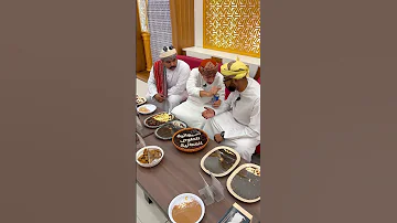 حلوى عمانية وبيبسي اكسبلور 