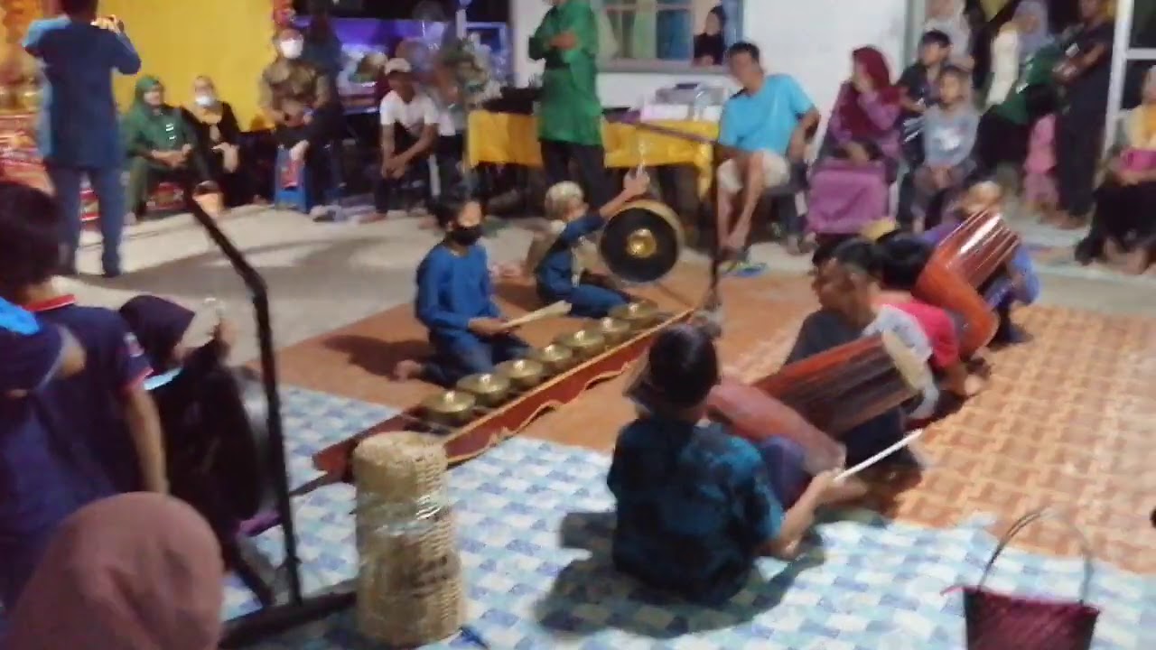 Bertitik di kg pirasan kota belud di majlis berinai