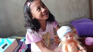 Unboxing Boneka Mainan Anak Perempuan Lucu Bisa Pipis | Mainan Anak | Boneka Bayi | Kids Channel