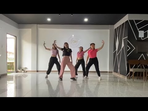 BP Typa Girl Coachella Ver HYLT Coachella Ver Intro KillThisLove Remix PinkVenom Dance Practice 