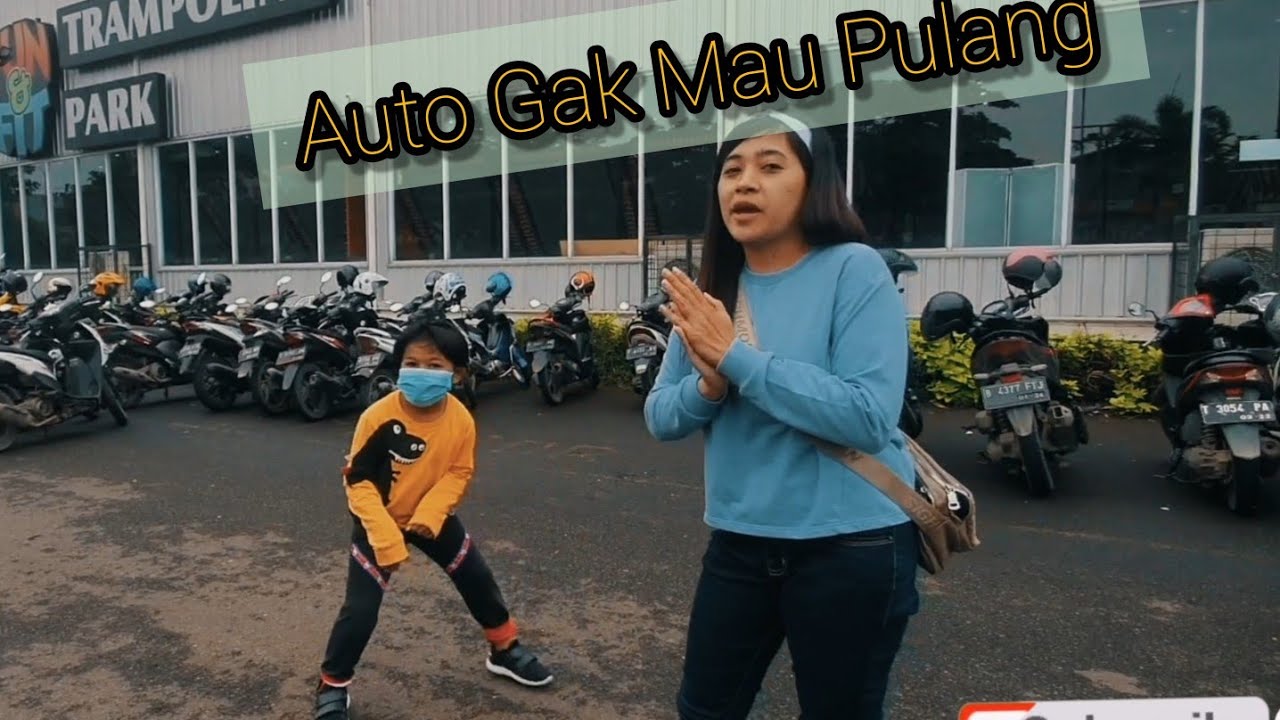 TRAMPOLINE PARK KARAWANG - AXCELIANO AUTO GAK MAU PULANG