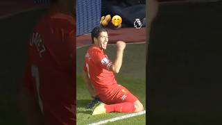 Luisas Suarezas praeina pro kojas 🤭