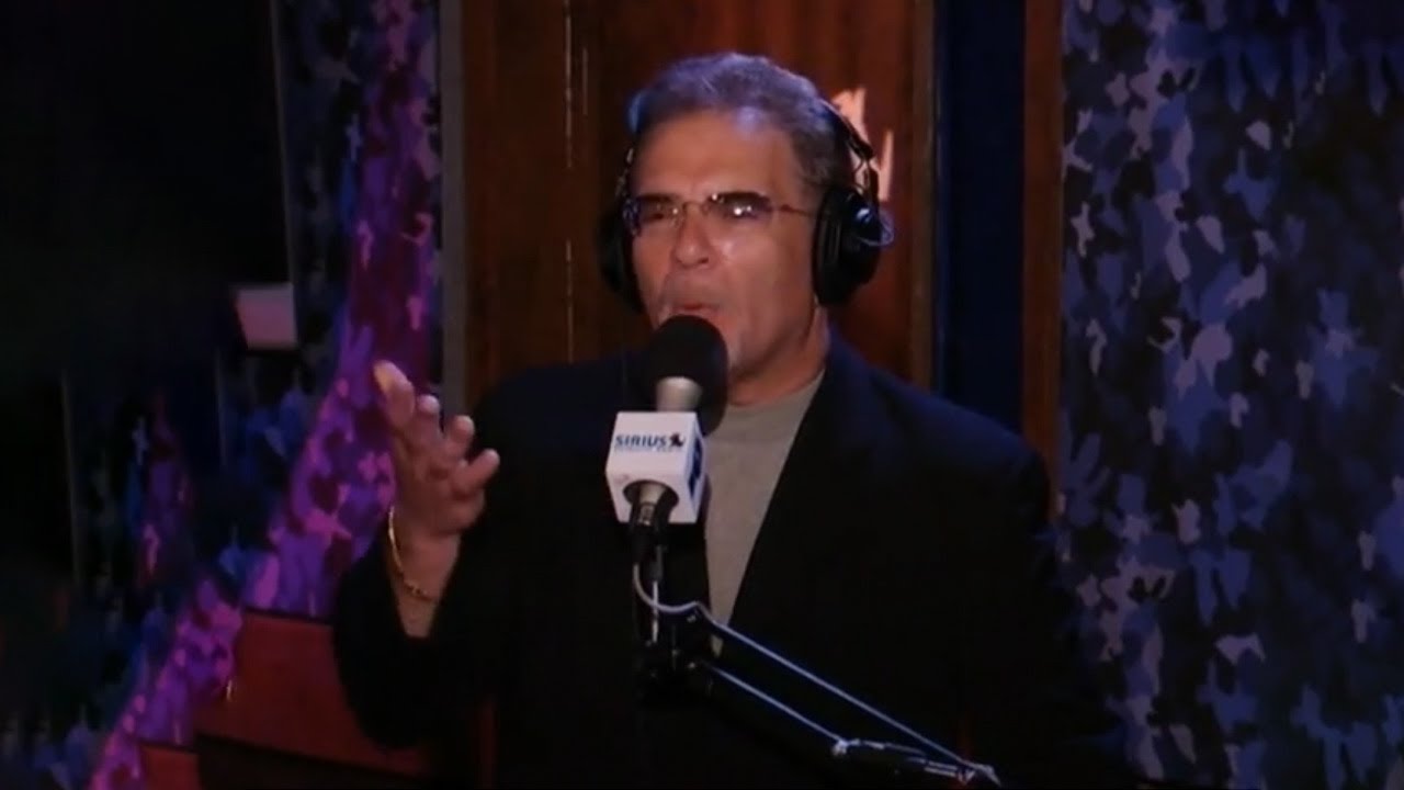 Howard's and Ronnie's limo fight Ronnie's pet cock