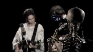 Miniatura de vídeo de "Kasey Chambers & Shane Nicholson - Wreck & Ruin"