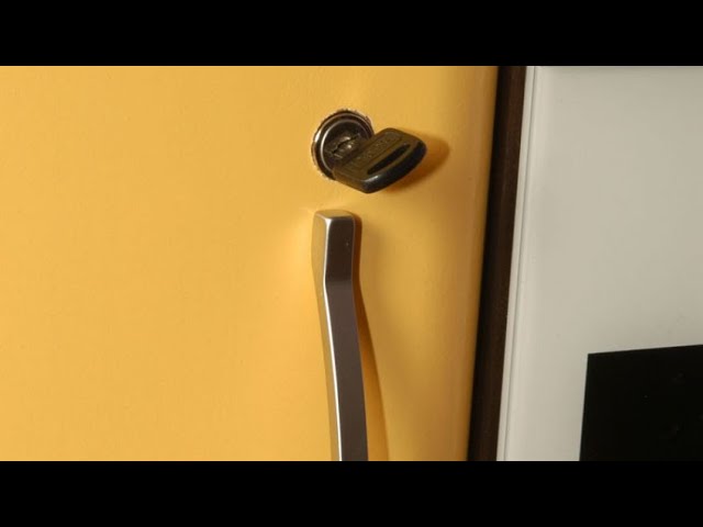 Cerradura para armario PONS 307/20 dorada de llave de gorja