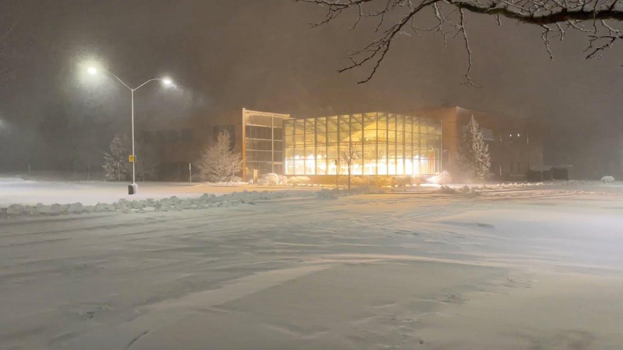 Severe Winter Storm Izzy in Ames, Iowa on January 14 , 2022 - YouTube