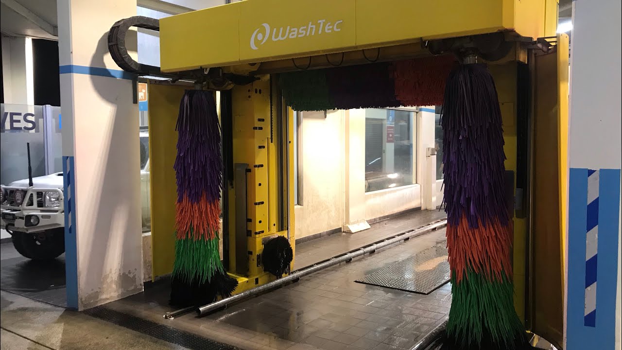 WashTec SoftCare 2 Pro Touchless at Waves car wash in Gungahlin, ACT
