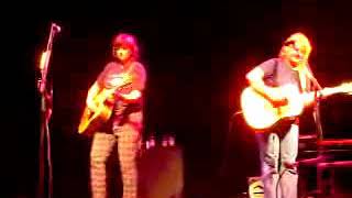 indigo girls: 2008-09-14: let it be me - neighborhood theatre - charlotte, north carolina