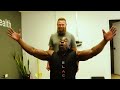 Kali Muscle Gets His Neck Cracked