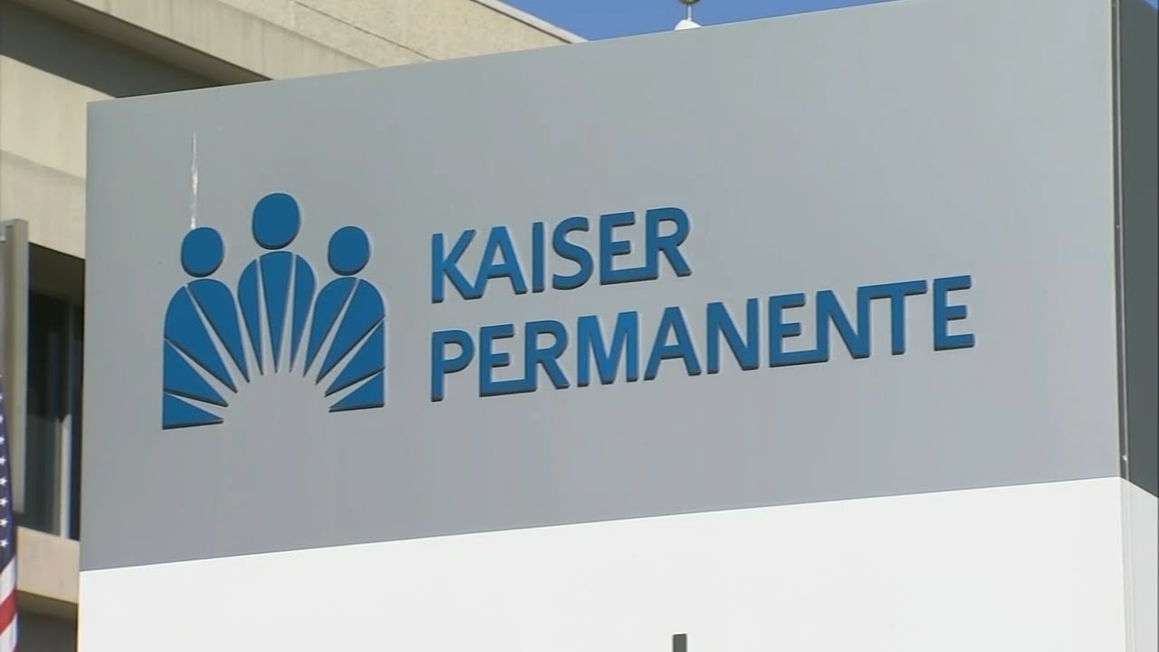 Thousands of Kaiser Permanente workers across Bay Area and beyond set