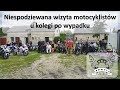 Niespodziewana wizyta motocyklistów u kolegi po wypadku