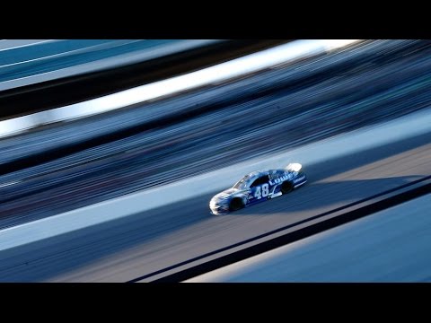 Wideo: Jimmie Johnson Net Worth: Wiki, żonaty, rodzina, ślub, wynagrodzenie, rodzeństwo