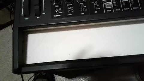 Microbrute + Moody Sounds Babybox -drone + hc/power noise