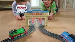 Thomas ve Arkadaşları - Thomas ve Percy Tren Yolu Yarış Seti - DFM53