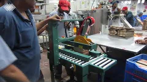 SIGNODE MAKE CARTON TAPING MACHINE CSM MINI 1