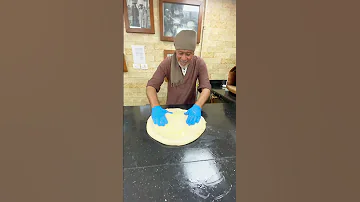 بمناسبة افتتاح العزيزية المشلتت بريال بس في كل الفروع من ٧ لـ١٤ أغسطس السعوديه 