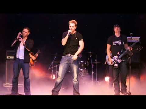 LFO - "Every Other Time" (live) - AUDIO